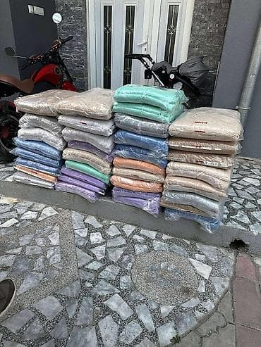 Plišane/deblje posteljinske čaršafe i prekrivači u više boja. - at lalafo.rs — 1 Plišane/deblje posteljinske čaršafe i prekrivači u više boja. - — 1