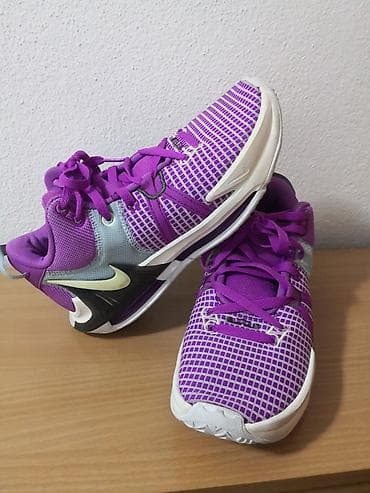 Patike Nike kao nove par puta nošene na lalafo.rs — 3 Patike Nike kao nove par puta nošene — 3