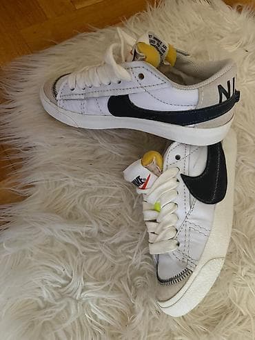 Other: Nike Blazer Low Platform (model DQ) - Bele kožne patike sa crnim at lalafo.rs — 7 Other: Nike Blazer Low Platform (model DQ) - Bele kožne patike sa crnim — 7