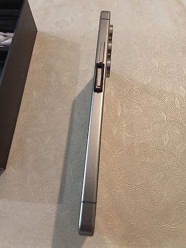 Mobile Phones & Accessories: Samsung Galaxy S22 Ultra – komplet pakovanje - Model: Galaxy S22 at lalafo.rs — 5 Mobile Phones & Accessories: Samsung Galaxy S22 Ultra – komplet pakovanje - Model: Galaxy S22 — 5