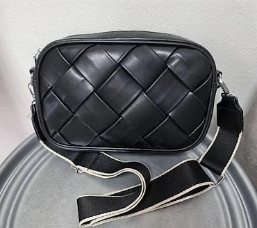 Elegantna ženska torbica preko ramena - Kompaktne dimenzije, idealna at lalafo.rs — 6 Elegantna ženska torbica preko ramena - Kompaktne dimenzije, idealna — 6