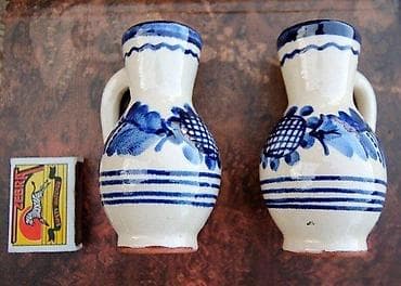 Antiques: KOBALTno plavo ručno slikane dve keramičke vaze. Dve prekrasne at lalafo.rs — 4 Antiques: KOBALTno plavo ručno slikane dve keramičke vaze. Dve prekrasne — 4