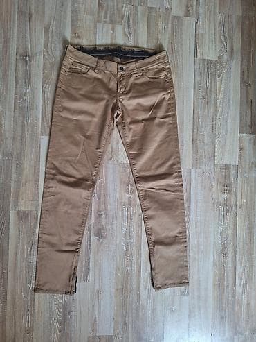 Guess original pantalone, plitak struk, M velicina, bez boje, ocuvane at lalafo.rs — 1 Guess original pantalone, plitak struk, M velicina, bez boje, ocuvane — 1