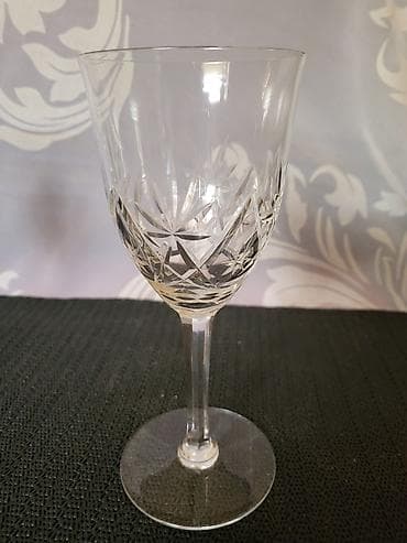 Case kristal za vino iz 70ih. Case za vino,kristalne sa na lalafo.rs — 7 Case kristal za vino iz 70ih. Case za vino,kristalne sa — 7