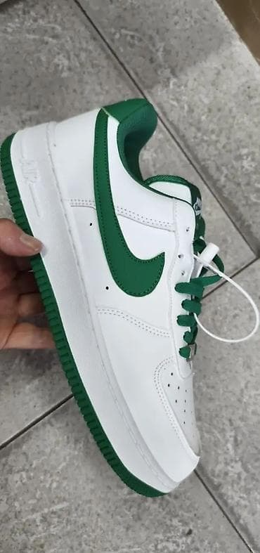 Nike patike – Air Force stil, više boja Od 41 do46 - Model: niske na lalafo.rs — 1 Nike patike – Air Force stil, više boja Od 41 do46 - Model: niske — 1