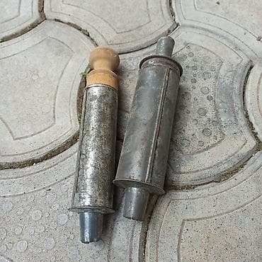 Set za domaćinstvo – starinski predmeti - Plastični kofer/kućište sa na lalafo.rs — 4 Set za domaćinstvo – starinski predmeti - Plastični kofer/kućište sa — 4