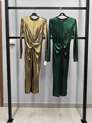 💫Elegantna midi haljina sa sjajnim efektom
2600 din na lalafo.rs — 2 💫Elegantna midi haljina sa sjajnim efektom
2600 din — 2