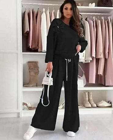 Women's Sweatsuits: Komplet gornji deo na cvet i donji deo sirok sa faltoma u struku.Sa at lalafo.rs — 1 Women's Sweatsuits: Komplet gornji deo na cvet i donji deo sirok sa faltoma u struku.Sa — 1