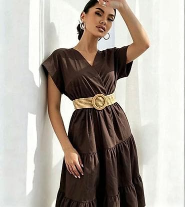 Haljine
Cena 2600
Vel.s m l xl
V20 na lalafo.rs Haljine
Cena 2600
Vel.s m l xl
V20