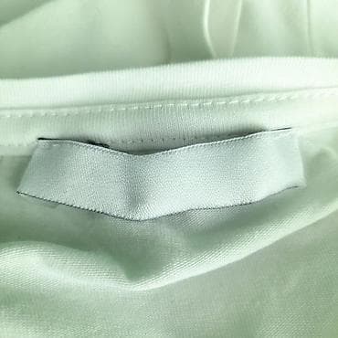 Majica givenchy, vel. M marka: givenchy veličina: m materijal: pamuk na lalafo.rs — 4 Majica givenchy, vel. M marka: givenchy veličina: m materijal: pamuk — 4