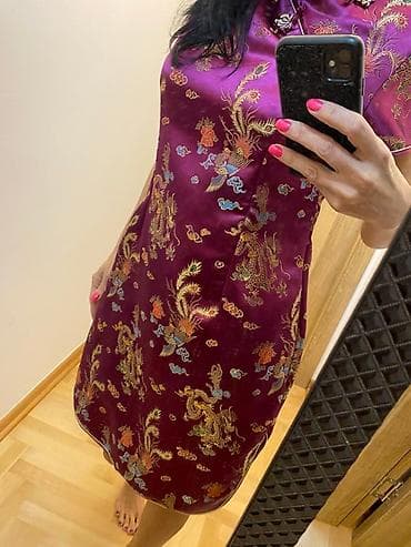 Svilena qipao/cheongsam haljina u bogatoj boji šljive sa na lalafo.rs — 1 Svilena qipao/cheongsam haljina u bogatoj boji šljive sa — 1