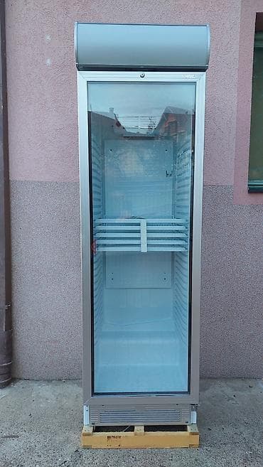 Stoni ventilatori: Rashladne vitrine novo 600 evra komad,moguc prevoz do kupca na lalafo.rs — 2 Stoni ventilatori: Rashladne vitrine novo 600 evra komad,moguc prevoz do kupca — 2