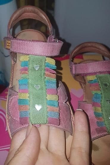 KOŽNE sandale za devojcice garvalin - Agatha Ruiz de la Prada broj 29 na lalafo.rs — 1 KOŽNE sandale za devojcice garvalin - Agatha Ruiz de la Prada broj 29 — 1