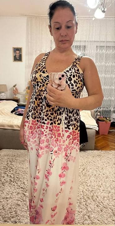 pantalone butiku ali: Potpuno ocuvana duga haljina bez ikakvih ostecenja, kao nova, na na lalafo.rs — 3 pantalone butiku ali: Potpuno ocuvana duga haljina bez ikakvih ostecenja, kao nova, na — 3