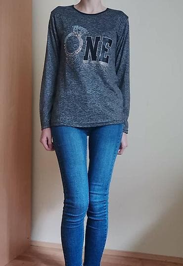 Siva melirana bluza vel. S-M, 100% pamuk. Kao nova. Naznačena veličina na lalafo.rs — 1 Siva melirana bluza vel. S-M, 100% pamuk. Kao nova. Naznačena veličina — 1