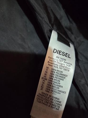 Diesel jakna za dečaka uzrast 7 8-9 godina očuvana nosena par puta na lalafo.rs — 4 Diesel jakna za dečaka uzrast 7 8-9 godina očuvana nosena par puta — 4