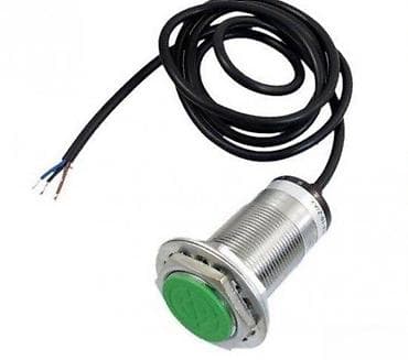 Induktivni senzor M24, PNP, detekcija 8 mm - Tip: induktivni na lalafo.rs Induktivni senzor M24, PNP, detekcija 8 mm - Tip: induktivni
