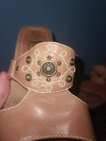 Sandale sa štiklom iz Italije Prava koza Brend: Venturini Velicina 37 at lalafo.rs — 4 Sandale sa štiklom iz Italije Prava koza Brend: Venturini Velicina 37 — 4