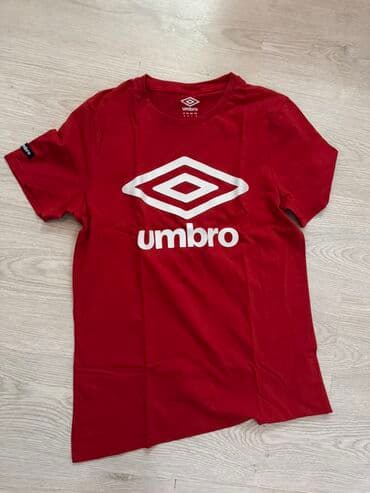 Majica na kratke rukave, M (EU 50), Umbro, bоја - Crvena, Pamuk na lalafo.rs Majica na kratke rukave, M (EU 50), Umbro, bоја - Crvena, Pamuk
