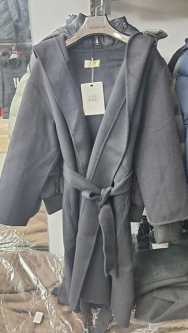 kozna jakna sa: Kaputi univerzalne velicine. Vrlo kvalitetni i topli. Sadrže 80% vune na lalafo.rs — 1 kozna jakna sa: Kaputi univerzalne velicine. Vrlo kvalitetni i topli. Sadrže 80% vune — 1