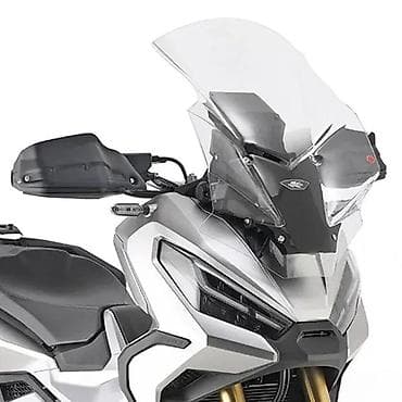 Prozirni vizir za motocikl dizajniran da pruži zaštitu od vetra i at lalafo.rs Prozirni vizir za motocikl dizajniran da pruži zaštitu od vetra i