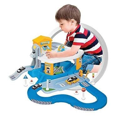 Policijska garaža – set za kreativnu igru - Tematski set “Police na lalafo.rs — 1 Policijska garaža – set za kreativnu igru - Tematski set “Police — 1