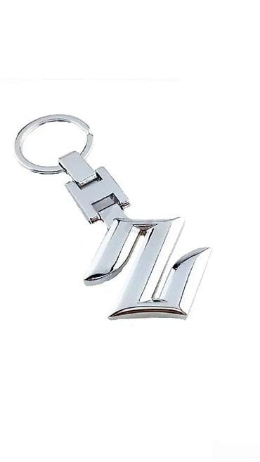 Metalni privezak Suzuki - obostrani. Auto privesci kao sa slike. ✨ na lalafo.rs Metalni privezak Suzuki - obostrani. Auto privesci kao sa slike. ✨