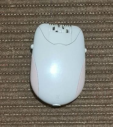 BRAUN epilator bez punjaca ( punjac je ostecen u transportu), kao nov na lalafo.rs — 2 BRAUN epilator bez punjaca ( punjac je ostecen u transportu), kao nov — 2