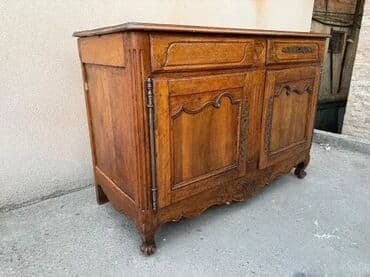 Antique Dressers: Stilska komoda iz 19. veka 🏛️✨ Autentičan komad iz 19. veka, u at lalafo.rs — 10 Antique Dressers: Stilska komoda iz 19. veka 🏛️✨ Autentičan komad iz 19. veka, u — 10