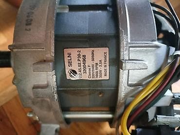 Motori za veš mašine: Rezervni delovi za veš mašinu –VOX motor i vrata - Električni motor na lalafo.rs — 2 Motori za veš mašine: Rezervni delovi za veš mašinu –VOX motor i vrata - Električni motor — 2