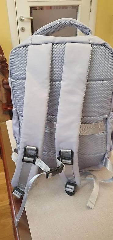 Vakuum ranac u koji staje više stvari nego u kofer. Odobren za avio at lalafo.rs — 6 Vakuum ranac u koji staje više stvari nego u kofer. Odobren za avio — 6