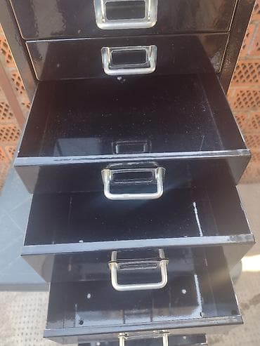 Hand Tools: Metalni fiokar/ormarić sa 9 fioka - Metalni fiokar/ormarić donešen at lalafo.rs — 6 Hand Tools: Metalni fiokar/ormarić sa 9 fioka - Metalni fiokar/ormarić donešen — 6