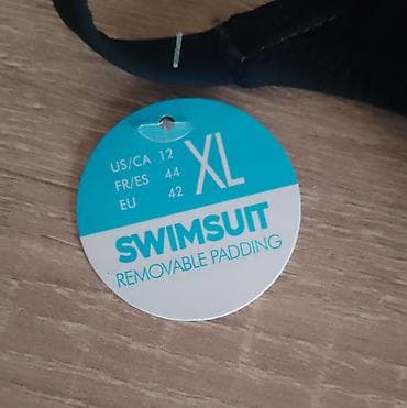 Swimwear: Crni New Jorker jednodelni kupaći kostim sa ukrasnim vezivanjem at lalafo.rs — 2 Swimwear: Crni New Jorker jednodelni kupaći kostim sa ukrasnim vezivanjem — 2