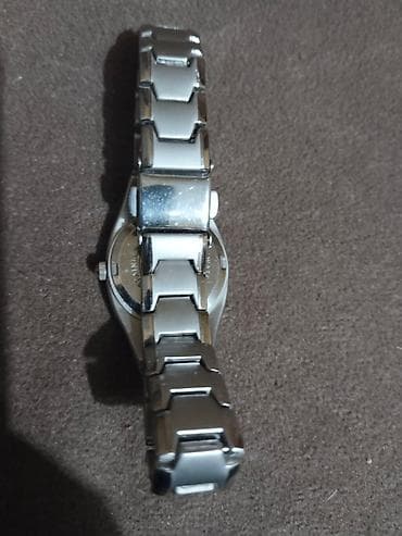 Rolex ženski sat, replika, ispravan,od nerđajućeg čelika malo korišćen na lalafo.rs — 3 Rolex ženski sat, replika, ispravan,od nerđajućeg čelika malo korišćen — 3