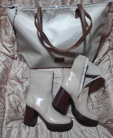 Komplet ženske modne obuće i torbe u bež nijansi. - Čizme do članka at lalafo.rs — 8 Komplet ženske modne obuće i torbe u bež nijansi. - Čizme do članka — 8
