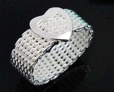 Prsten od srebra 925 – mrežasti dizajn sa srcem - Materijal: srebro na lalafo.rs Prsten od srebra 925 – mrežasti dizajn sa srcem - Materijal: srebro