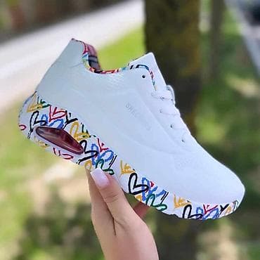 Skechers ❤️
Veličine 36-41 ✅
Porudžbine i pitanja u inbox 📥 at lalafo.rs — 2 Skechers ❤️
Veličine 36-41 ✅
Porudžbine i pitanja u inbox 📥 — 2