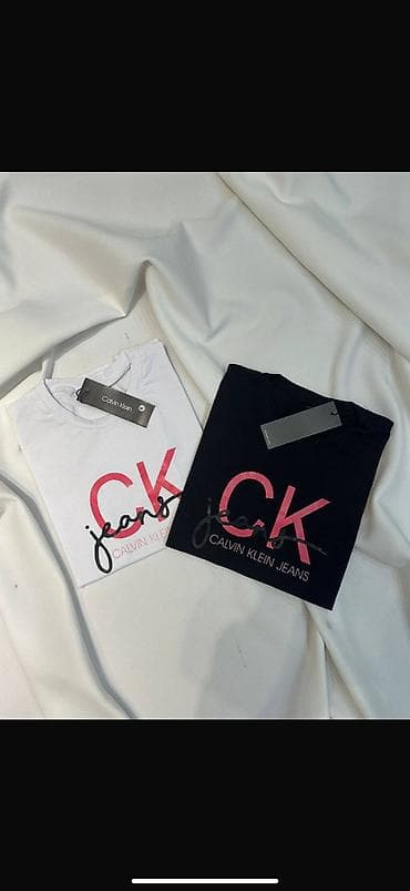 Women's T-shirts and tops: Ženske majice S,M,L,XL,XXL veličine 1 komad 2100 din 2 komada 3000 at lalafo.rs — 7 Women's T-shirts and tops: Ženske majice S,M,L,XL,XXL veličine 1 komad 2100 din 2 komada 3000 — 7