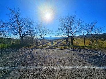 Plac na odličnoj lokaciji, ulaz sa glavnog puta Divčibare - Požega, na at lalafo.rs — 5 Plac na odličnoj lokaciji, ulaz sa glavnog puta Divčibare - Požega, na — 5