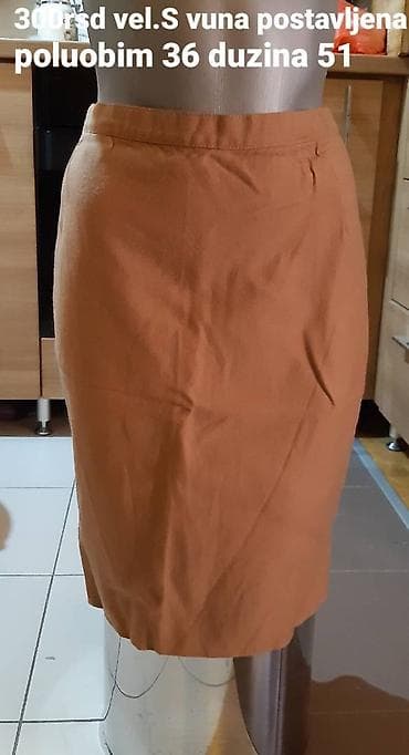 Suknja od vune, postavljena, u toploj karamel/smeđoj boji. Kroj na lalafo.rs — 1 Suknja od vune, postavljena, u toploj karamel/smeđoj boji. Kroj — 1