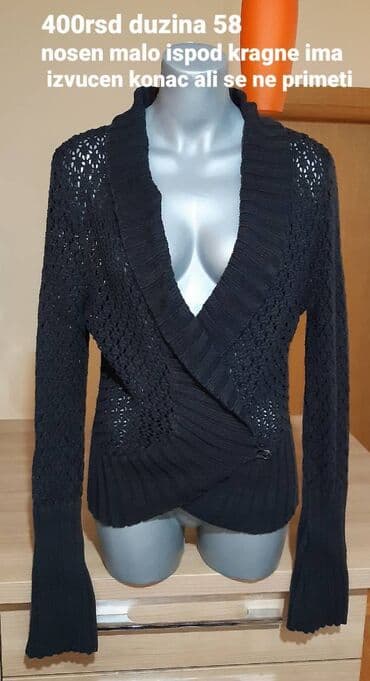 Crni ženski pleteni kardigan na preklop. - Model: asimetrični preklop na lalafo.rs Crni ženski pleteni kardigan na preklop. - Model: asimetrični preklop