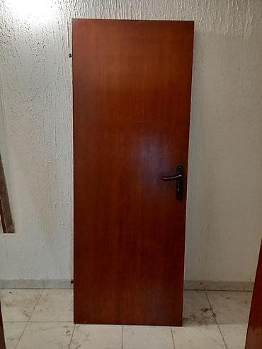 prsluk jaknica mango u: Unutrašnja sobna vrata sa štokom - Materijal: drvo (furnirana at lalafo.rs — 1 prsluk jaknica mango u: Unutrašnja sobna vrata sa štokom - Materijal: drvo (furnirana — 1