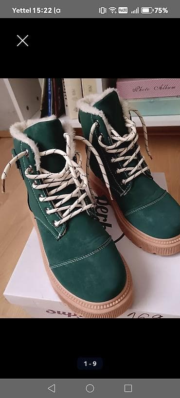 Ženske zimske čizme do članka - Boja: tamnozelena gornjište, bež đon na lalafo.rs — 1 Ženske zimske čizme do članka - Boja: tamnozelena gornjište, bež đon — 1