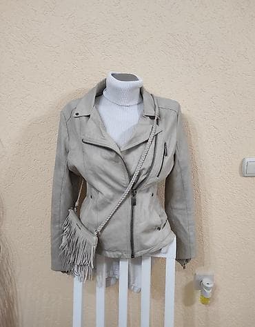 Ženska kožna jakna + mini torbica preko ramena - Model: kratka biker na lalafo.rs Ženska kožna jakna + mini torbica preko ramena - Model: kratka biker