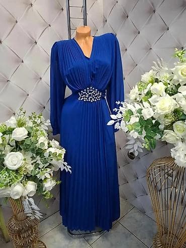 Elegantna maxi haljina sa dugim rukavima i plisiranim detaljima. - na lalafo.rs — 2 Elegantna maxi haljina sa dugim rukavima i plisiranim detaljima. - — 2