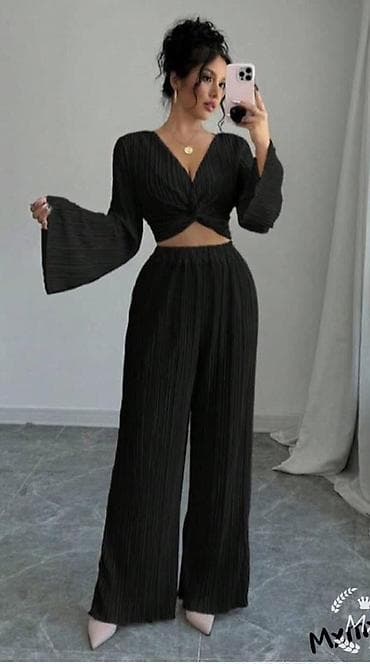 ✨Top kompletic u crnoj i beloj boji✨ 🤍 na lalafo.rs — 2 ✨Top kompletic u crnoj i beloj boji✨ 🤍 — 2