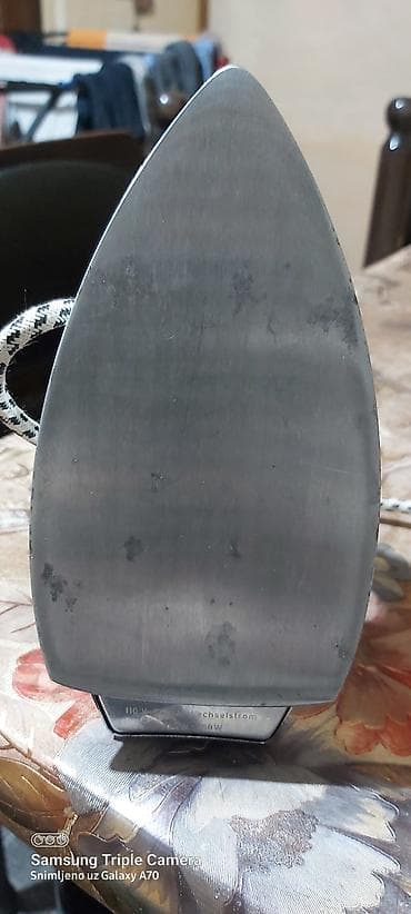 Irons: Rowenta putnički peglа – model E 5049 - Klasična suva pegla sa at lalafo.rs — 2 Irons: Rowenta putnički peglа – model E 5049 - Klasična suva pegla sa — 2