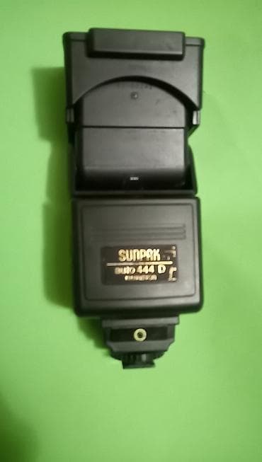 Sunpak Auto 444D – eksterni foto blic - Tip: Elektronski hot‑shoe na lalafo.rs — 2 Sunpak Auto 444D – eksterni foto blic - Tip: Elektronski hot‑shoe — 2