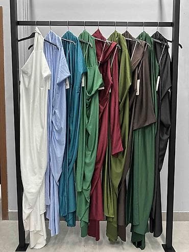 💫Elegantna ženska večernja haljina – model na jedno rame 2900 din uni na lalafo.rs — 3 💫Elegantna ženska večernja haljina – model na jedno rame 2900 din uni — 3