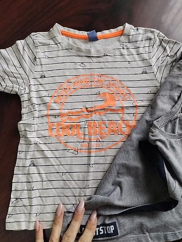 Majice decaci vel 110,2 majice 60din super ocuvane na lalafo.rs — 2 Majice decaci vel 110,2 majice 60din super ocuvane — 2